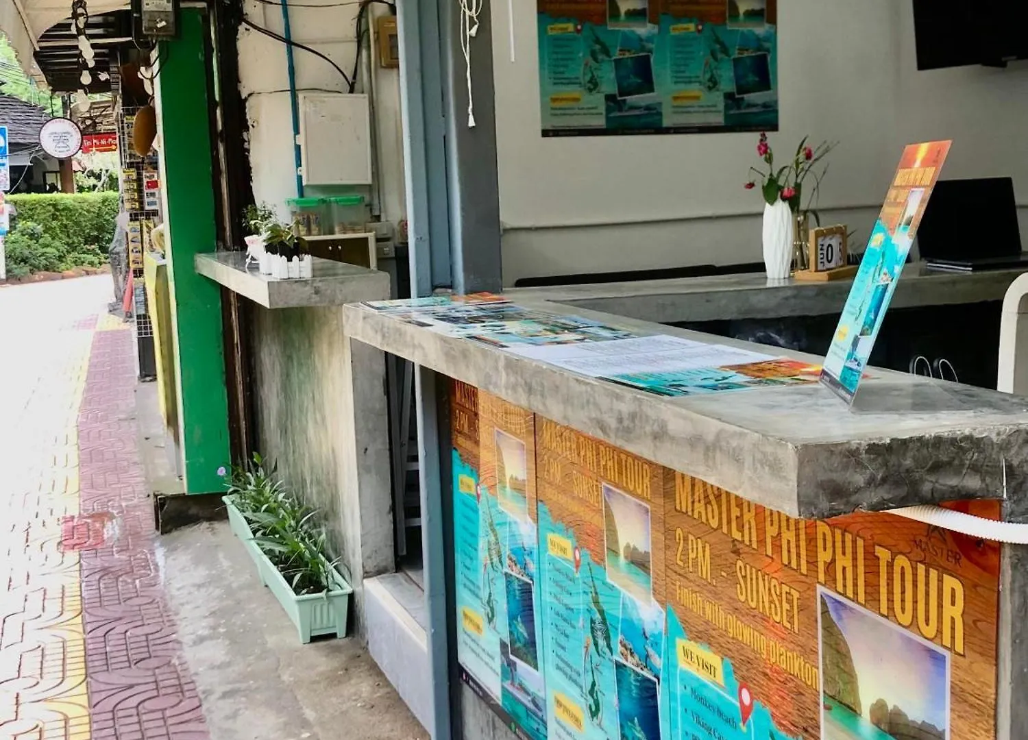 The City Hostel 皮皮岛